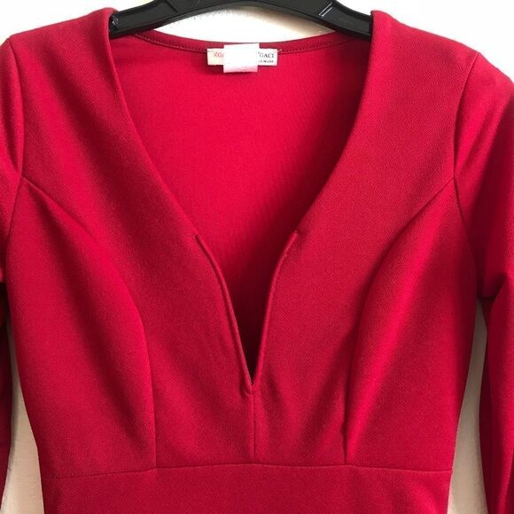 Asymmetrical Bodycon Dress - Picture 2 of 5